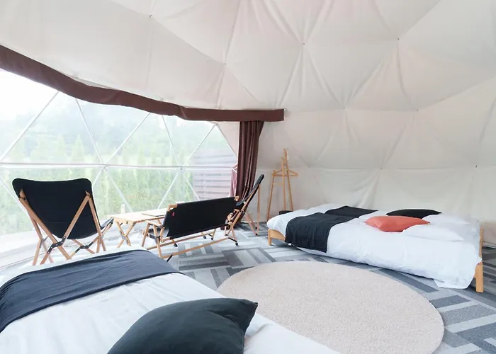 Glamping Resort Varie
