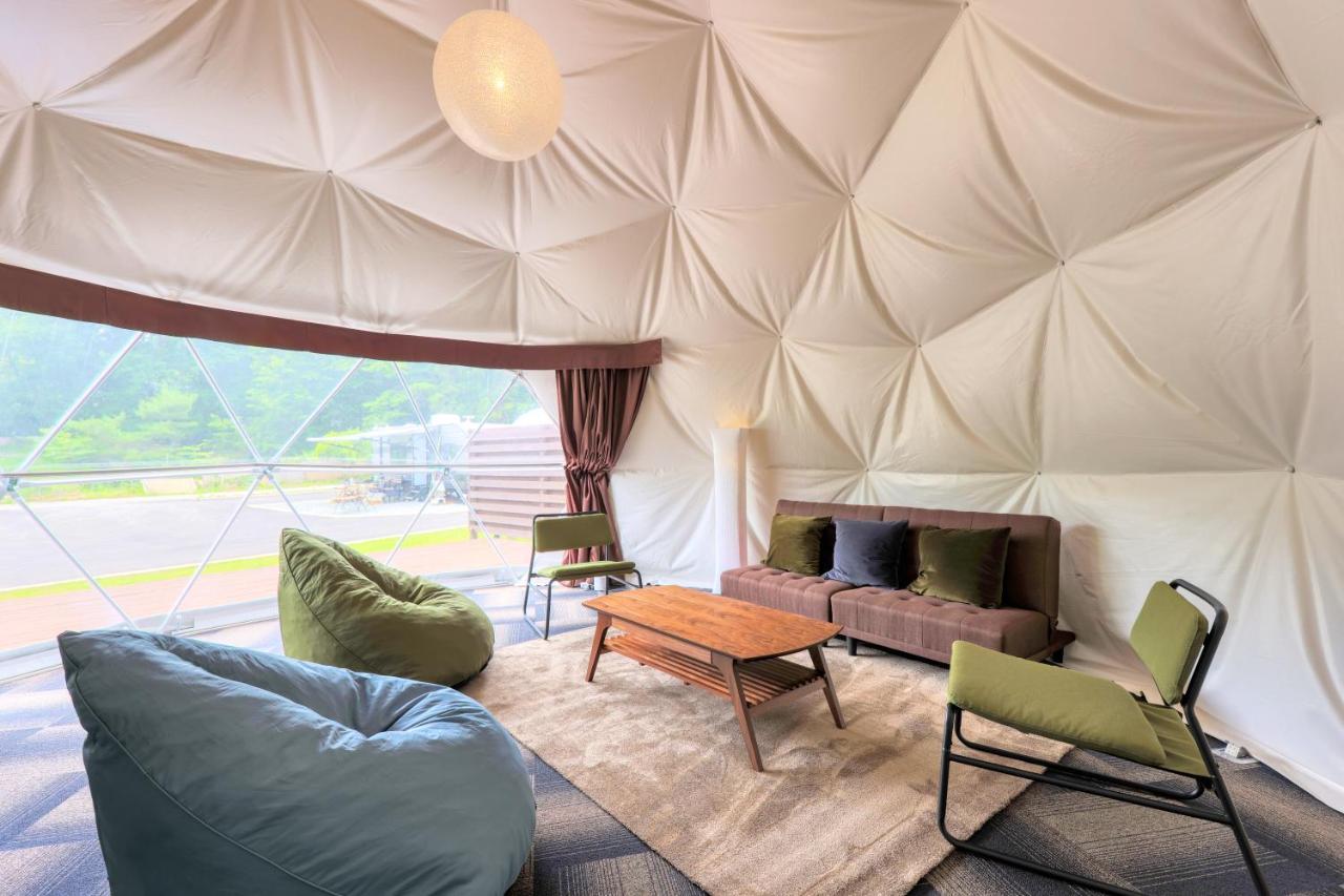 Glamping Varie ラグジュアリーテント